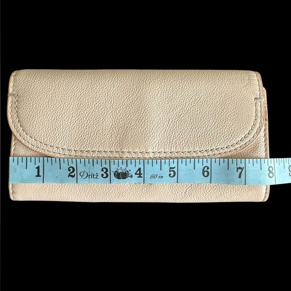 Fossil Pink Leather Women's Wallet / Clutch/ Organizer - Picture 13 of 16